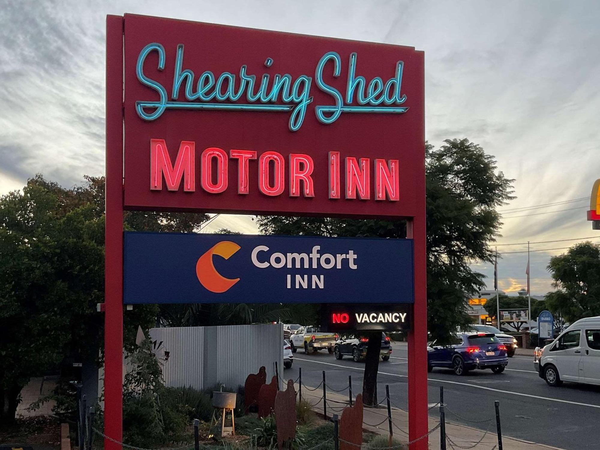 Comfort Inn Shearing Shed Dubbo Exterior photo